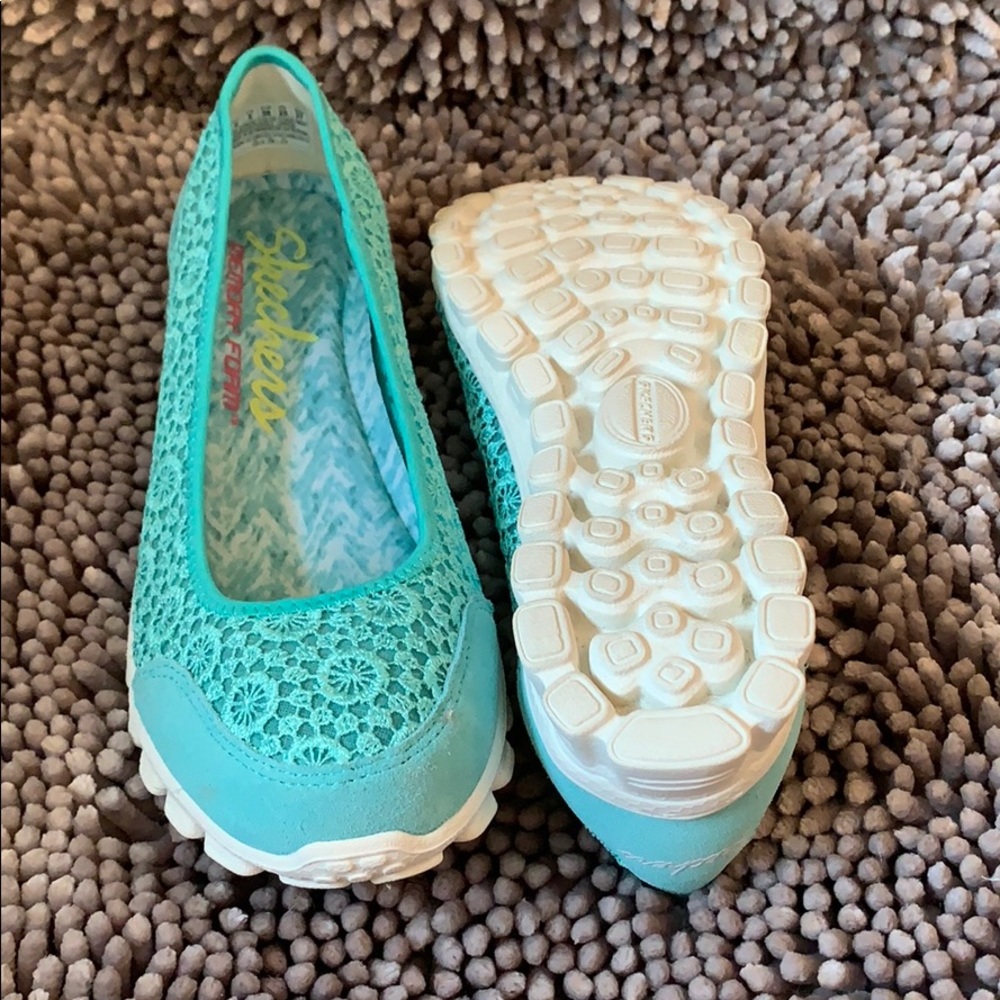 Sketchers mint ballet flat